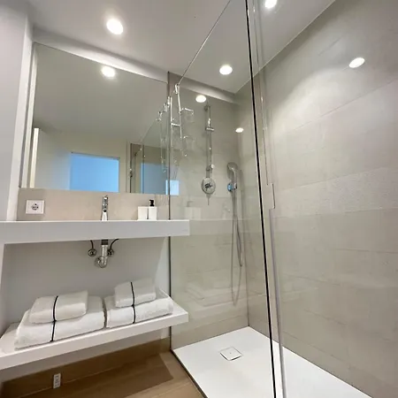 Apartment Luxurious Flat With Garden, Private Jacuzzi, Bbq Fuengirola